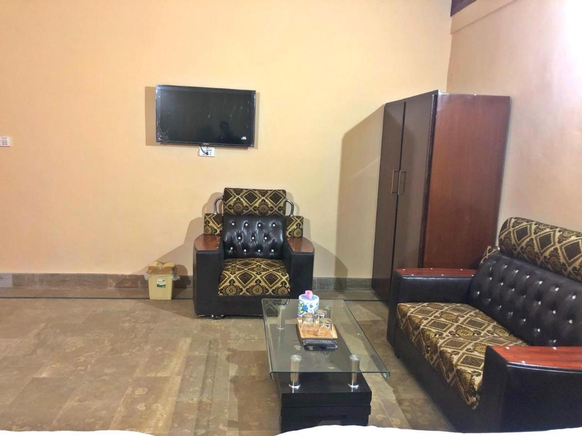 Babar House Faisalabad Exterior foto